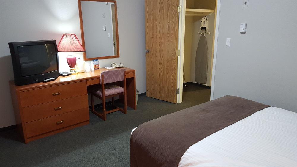 Surestay Plus Hotel By Best Western Lethbridge Eksteriør billede